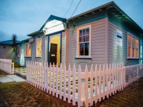 Ruapehu's 5-Star OLD POST OFFICE - 1-4 Bdr West Wing